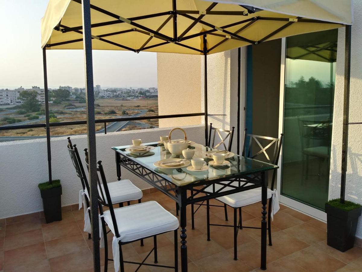 Must Stay - Sea & Salt Lake Panoramic View Apt Lárnaca Exterior foto