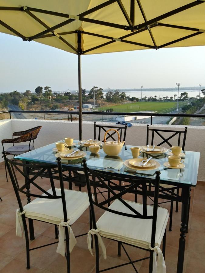 Must Stay - Sea & Salt Lake Panoramic View Apt Lárnaca Exterior foto